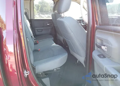 2018 Ram 1500 Big Horn 4X2 6'4 Box из США, поврежденный, VIN 1C6RR6GT0JS195983